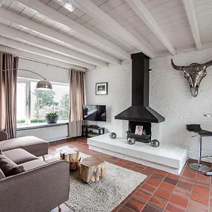 North Spacious 2 Bedroom Apartment Zandvoort